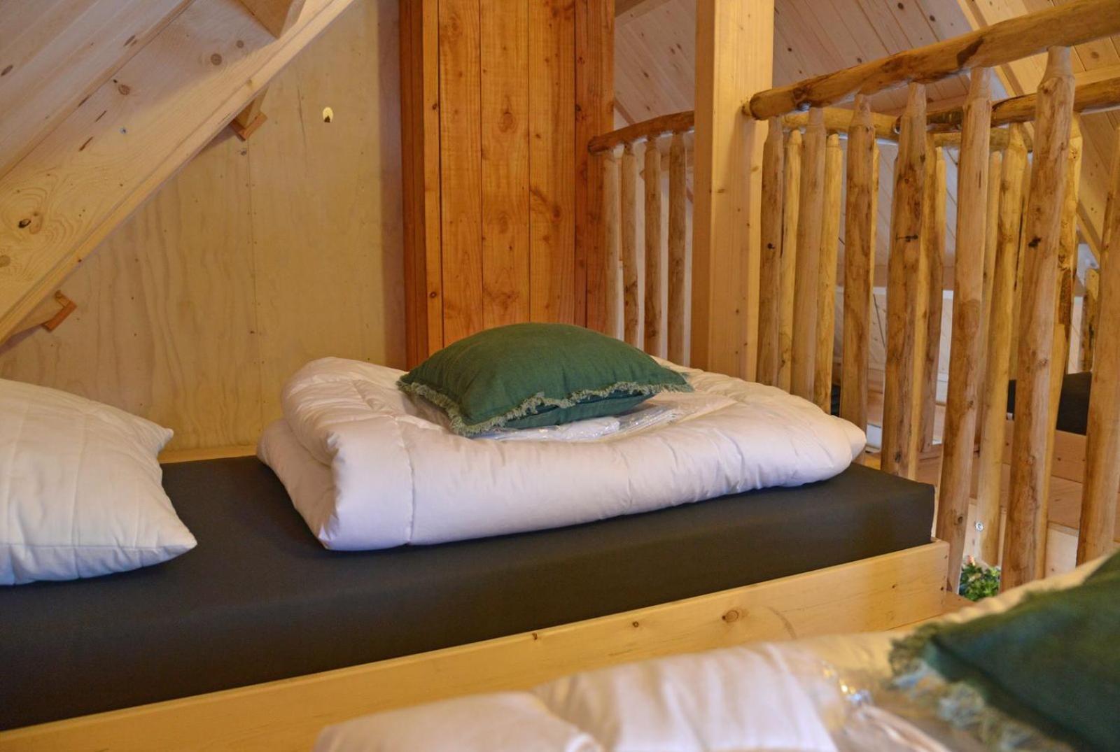 Camping De Koeksebelt أومين المظهر الخارجي الصورة