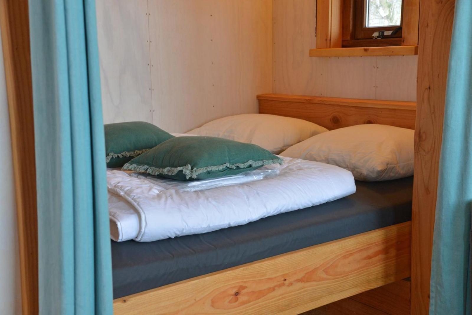 Camping De Koeksebelt أومين المظهر الخارجي الصورة