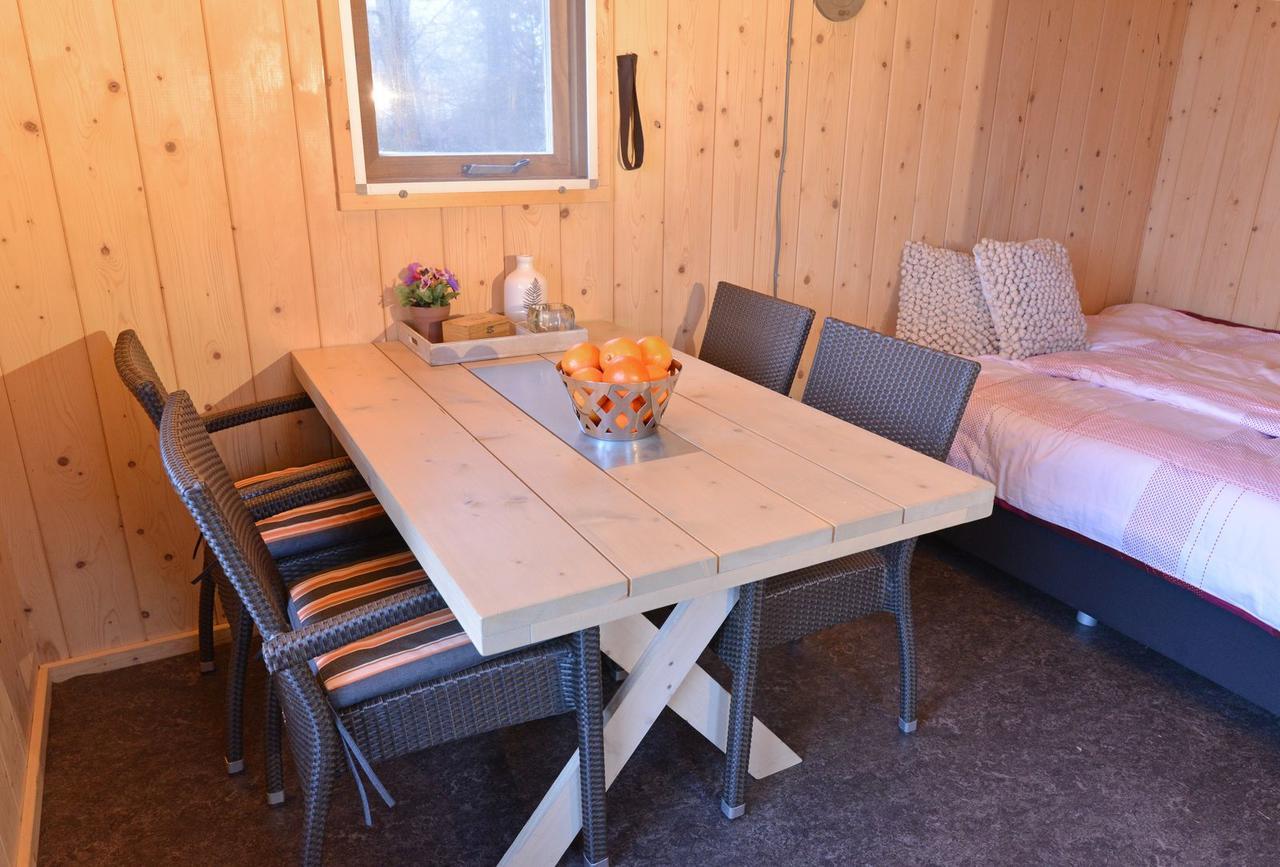 Camping De Koeksebelt أومين المظهر الخارجي الصورة