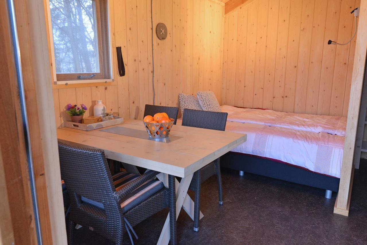 Camping De Koeksebelt أومين المظهر الخارجي الصورة
